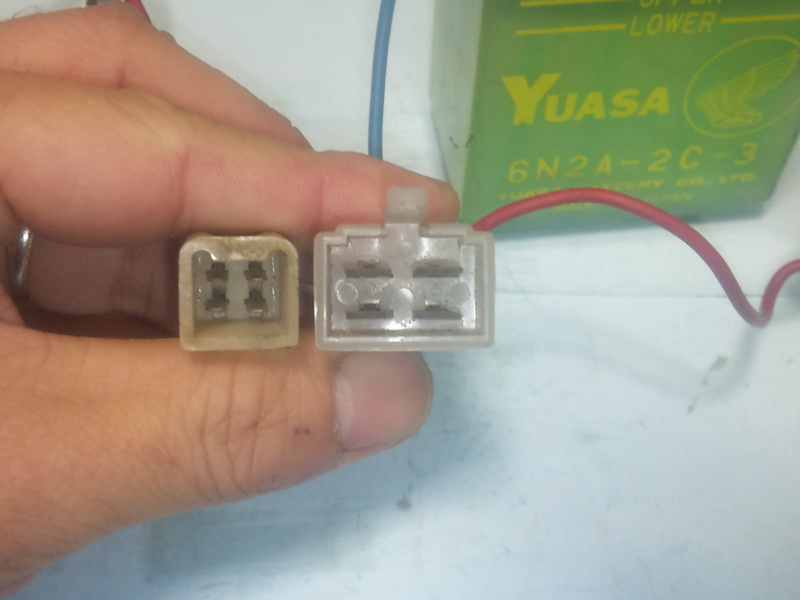 モロさんちのおみやげ続編 4lモンキー バッテリー交換とレギュレータ化 Ksyellowmonkyのブログ