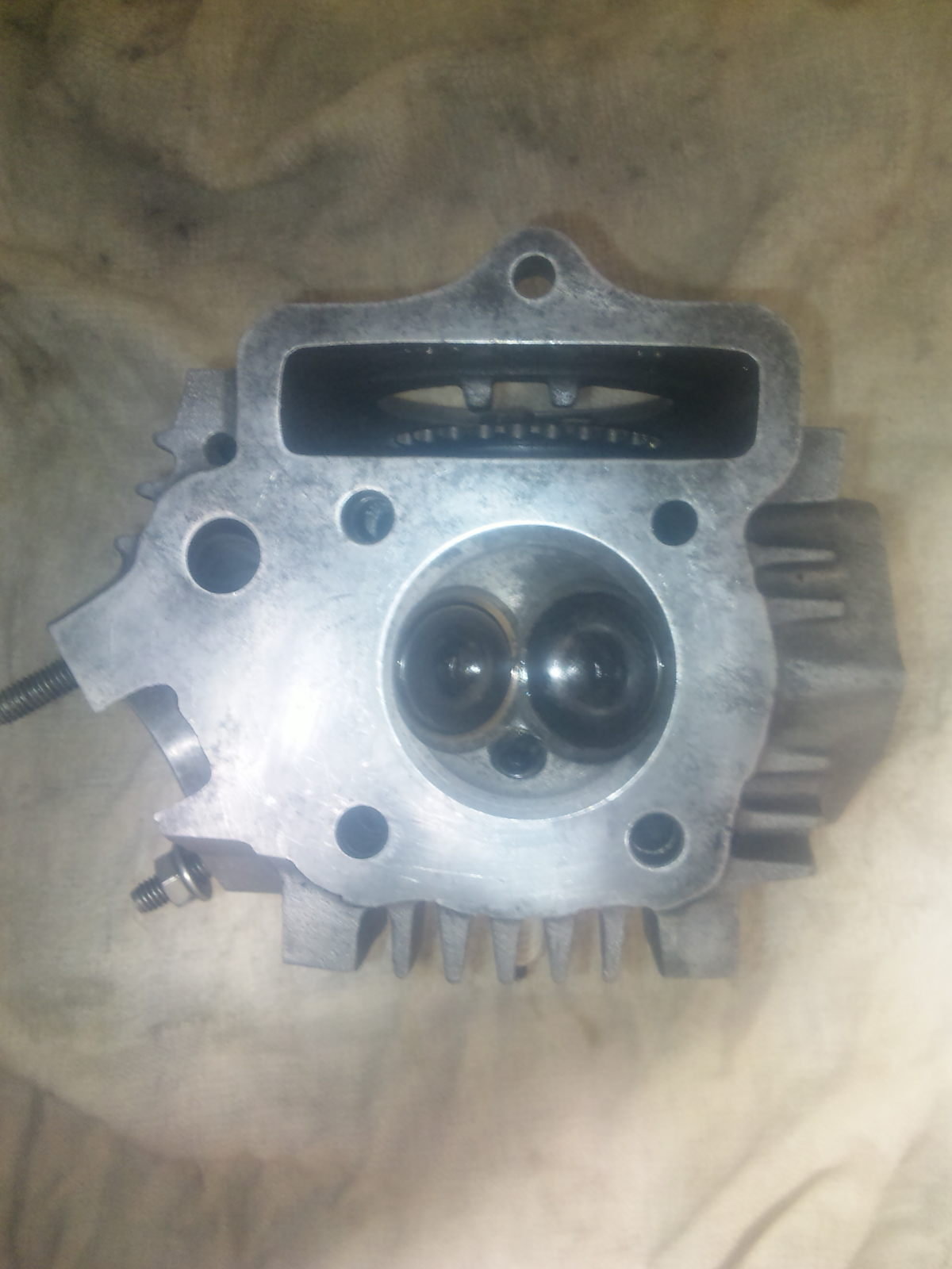 ダックス70ヘッドでの各種6V系カムシャフトのバルブクリアランス測定