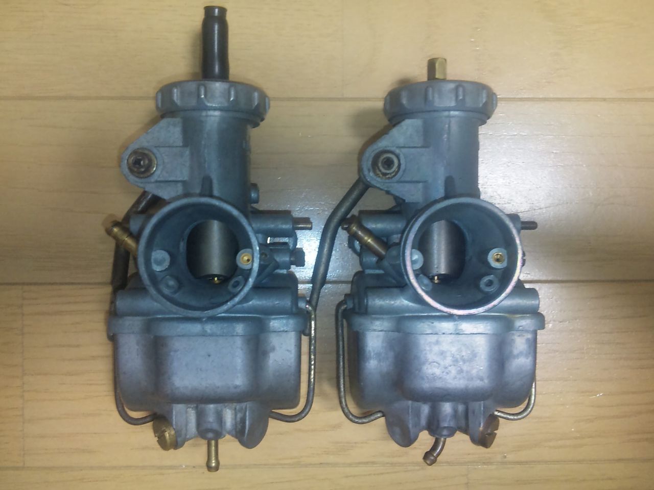 早矢仕22パイキャブとTLR純正PW22キャブ比較 内部編 : ksyellowmonkyの 