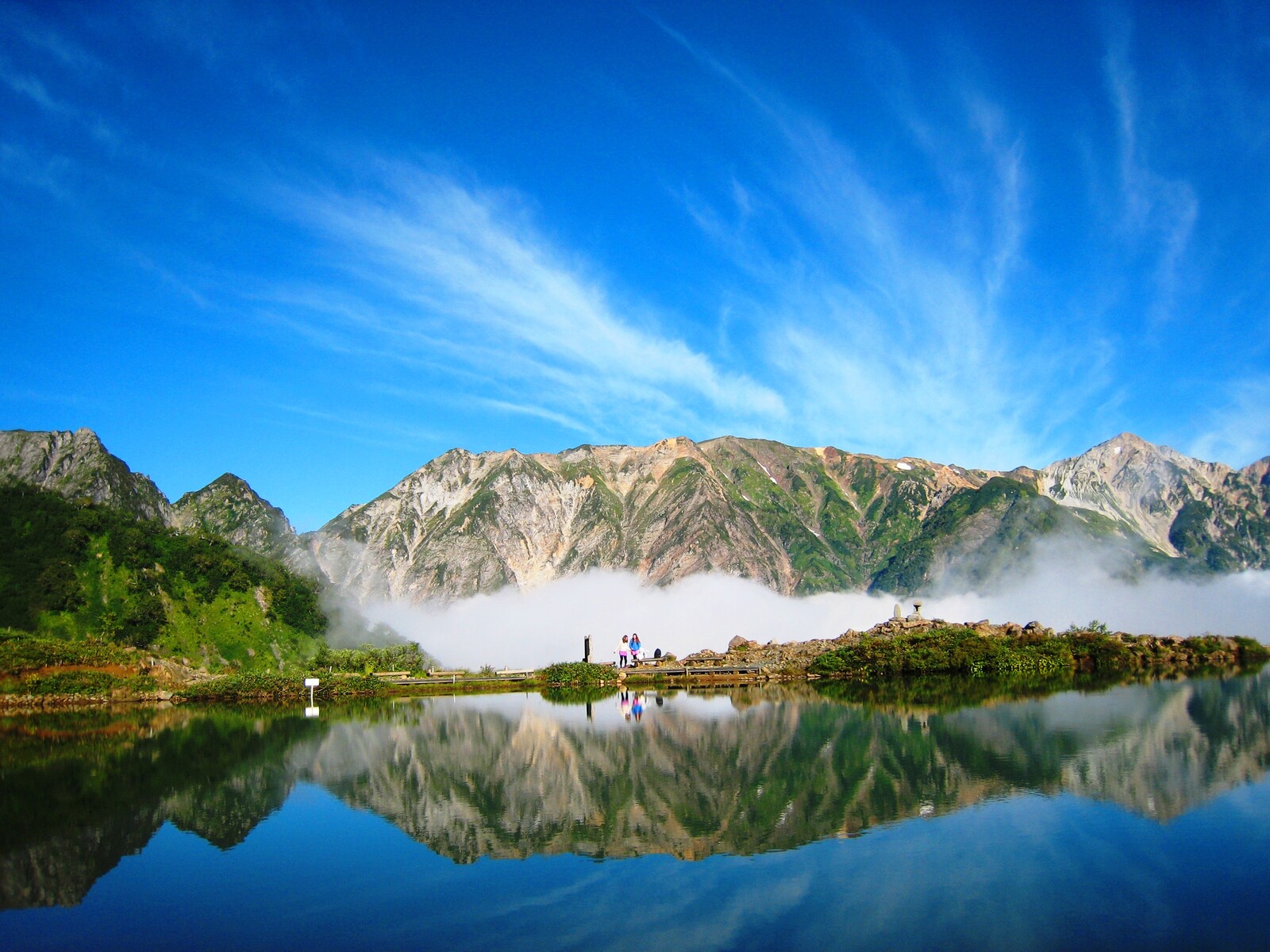 北アルプス 絶景の八方池から唐松岳へ The Great Escape