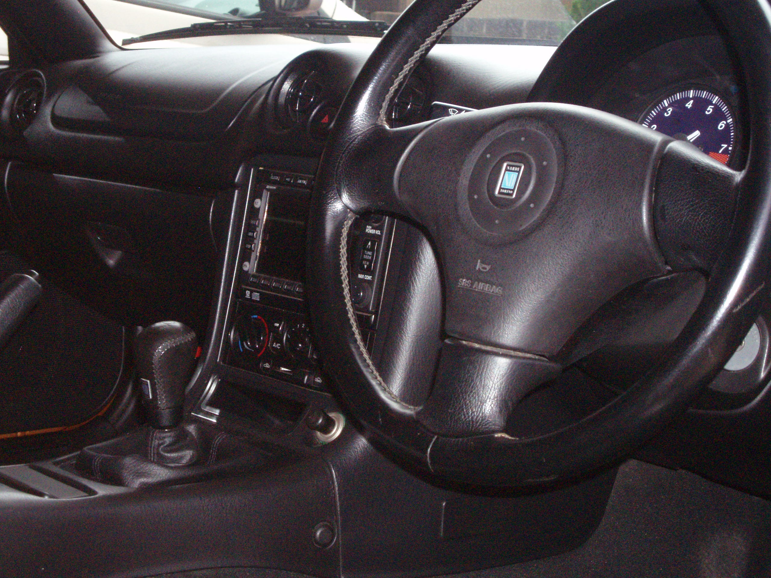 nbロードスター 純正ナルディステアリング、シフトノブ