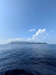 LINE_ALBUM_トカラ kato_251020_2