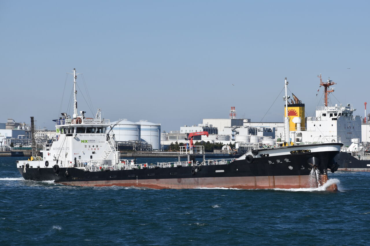 東京湾の平水タンカー(改)① : 船舶の記録 東京湾の平水タンカー(改)① : 船舶の記録