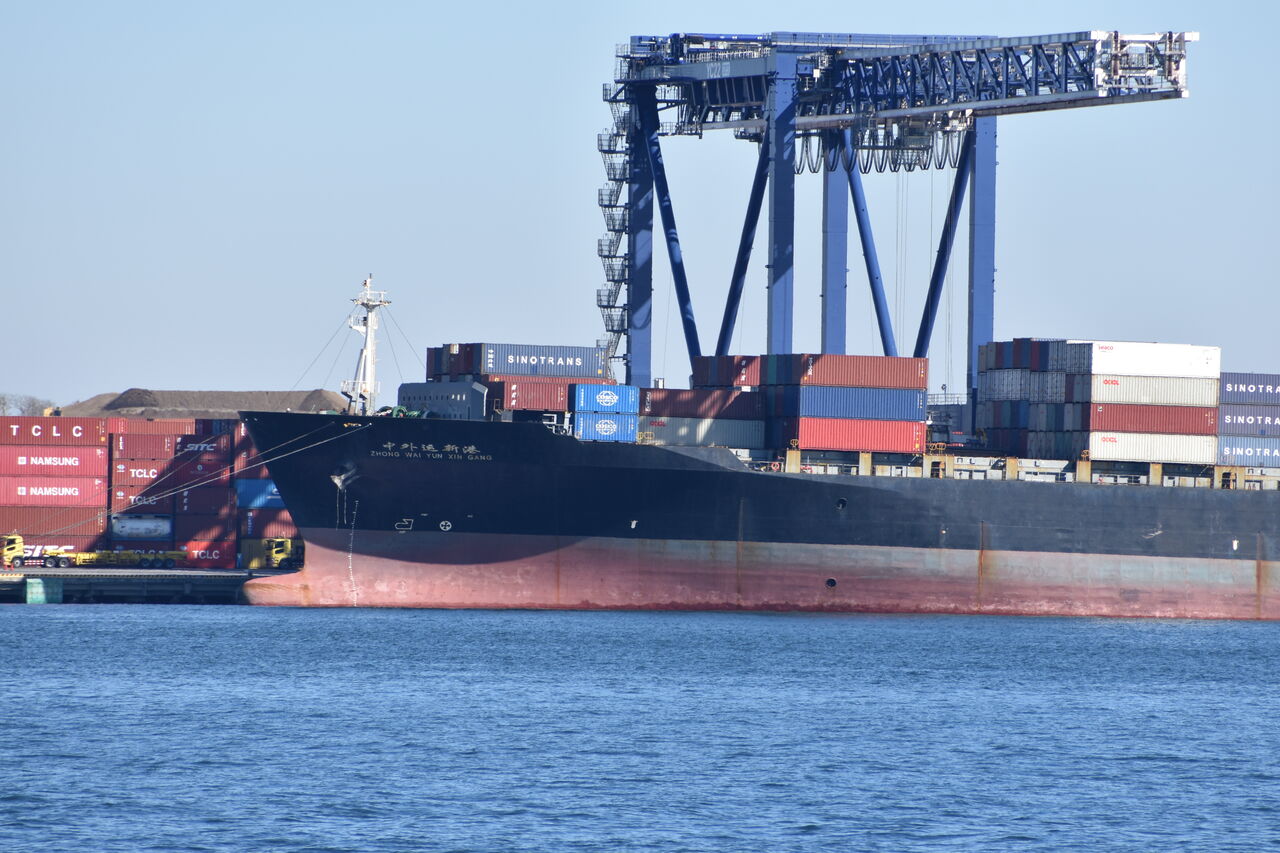 Zhong Wai Yun Xin Gang 中外运新港 船舶の記録