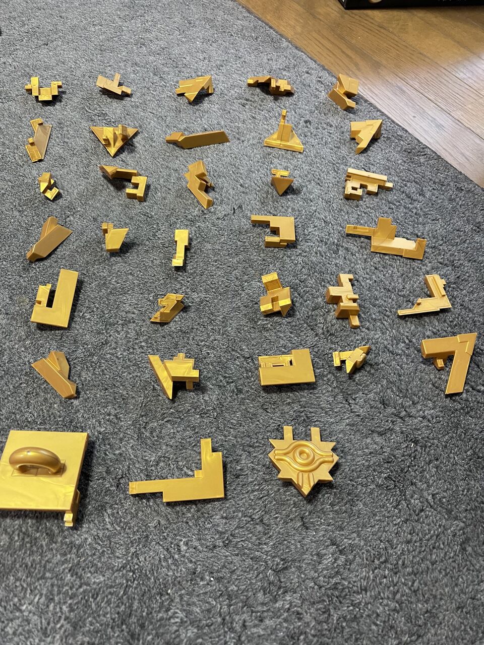 遊戯王 千年パズルでパーツ余らせた人もいるらしい 遊戯とヴァンガード 遊戯王 千年パズルでパーツ余らせた人もいるらしい 遊戯とヴァンガード