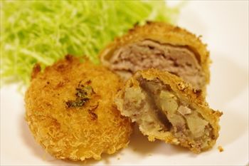 麻布十番にあるコロッケ専門店「楽万コロッケ店」の