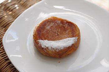 横浜にあるカフェ「flour+water(フラワーアンドウォーター)」のパン