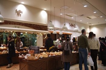 横浜みなとみらいにあるパン屋さん「ル・ボ・パン」の外観