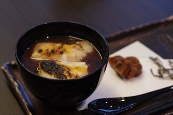 横浜元町にある和菓子屋「香炉庵」のぜんざい