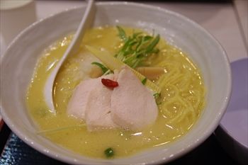 ラゾーナ川崎にあるラーメン店「篝」のラーメン