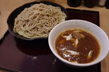 横浜白楽にある蕎麦屋「加とう」の蕎麦