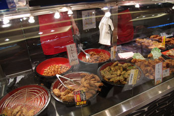 トレッサ横浜にある鳥惣菜専門店「北新地 鳥や」の惣菜