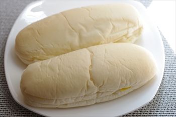 武蔵小杉にあるコッペパン専門店「やわらかシロコッペ」のコッペパン