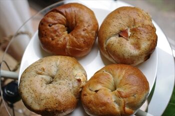 大倉山にある「CAMELBAGEL(キャメルベーグル)」のベーグル