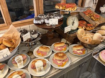 �����ͳ���֤ˤ���١���������Ź��HAL'S BAGEL�פ�Ź��