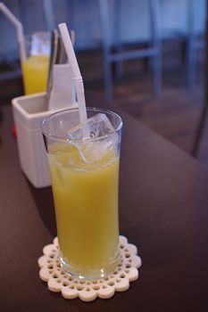 ²£ÉÍ¥»¥ó¥¿¡¼Ë̤ˤ¢¤ë¥À¥¤¥Ë¥ó¥°¥«¥Õ¥§¡ÖTawaraya Cafe¡×¤Î¥É¥ê¥ó¥¯