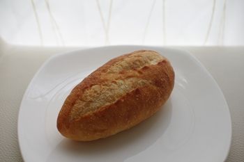 横浜磯子にあるパン屋さん「カラヘオ ロコ」のパン