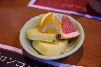 横浜センター南の「ブロンコビリー」のフルーツ