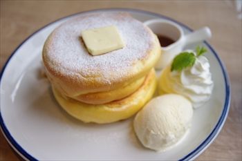武蔵小杉にあるパンケーキ専門店「3 STARS PANCAKE」のパンケーキ