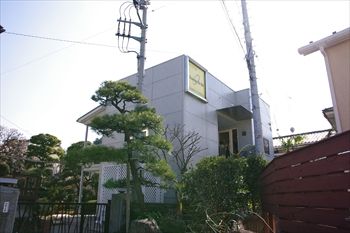 新横浜にあるパン屋「シャンドブレ」の外観