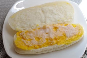 武蔵小杉にあるコッペパン専門店「やわらかシロコッペ」のコッペパン
