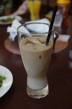 横浜にあるレストラン「ジンジャーズ ビーチ」のドリンク