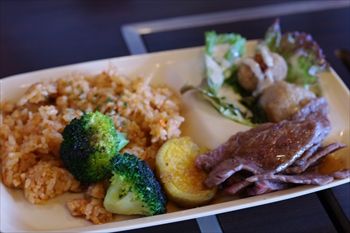 東戸塚にある鉄板焼きのお店「鉄板焼 勝治」のお子様ランチ