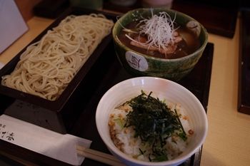 横浜菊名にある蕎麦屋さん「鴨屋 そば香」の蕎麦
