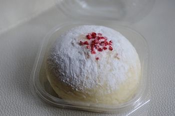 横浜みなとみらいにあるケーキショップ「コフレ」のパン
