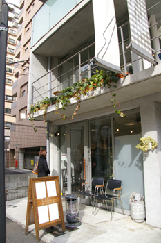横浜元町「モトヤパンケーキリストランテ」の外観