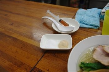 横浜東神奈川にあるラーメン店「らぁめん夢」のつけ麺