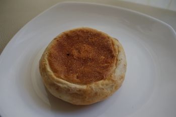 横浜大倉山にあるパン屋さん「パンデモモ」のパン