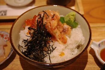 川崎にある居酒屋「川崎市民食堂魚金-西」のランチ