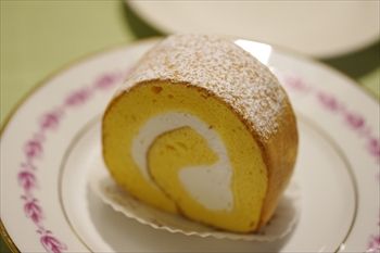 葉山にあるケーキショプ「フリューリング」のケーキ