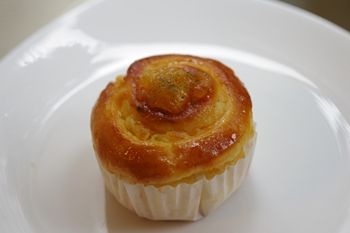横浜にあるパン屋「アフタヌーンティーベイカリー」のパン