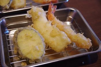 センター南にある天ぷら専門店「たかお」の天ぷら