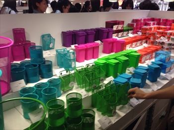 横浜におしゃれでリーズナブルな北欧の雑貨屋さんがやってきた 横浜ブログ 横浜におしゃれでリーズナブルな北欧の雑貨屋さんがやってきた 横浜ブログ