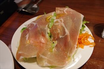 そごう横浜店にある洋食屋「ビストロ石川亭」のサラダ