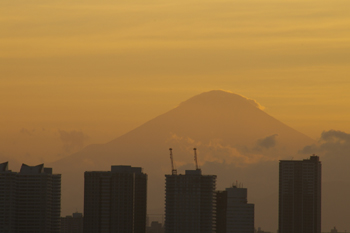 横浜大黒大橋からの夕景(富士山)