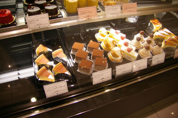 キュービックプラザ新横浜の「日影茶屋」のケーキ