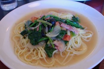 横浜菊名にある生パスタのお店「サンティノ」の生パスタ