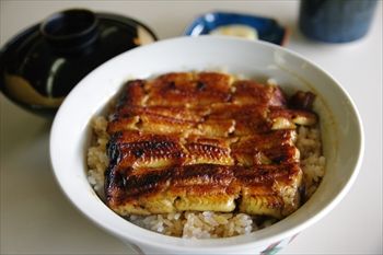 横浜関内にあるうなぎ料理のお店「割烹蒲焼 わかな」のうな丼