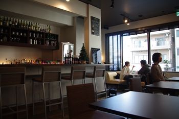 ²£ÉÍ¥»¥ó¥¿¡¼Ë̤ˤ¢¤ë¥À¥¤¥Ë¥ó¥°¥«¥Õ¥§¡ÖTawaraya Cafe¡×¤ÎŹÆâ