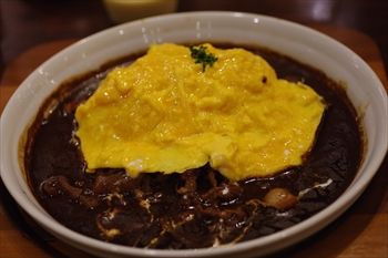 トレッサ横浜にあるカフェ「星乃珈琲」のオムライス