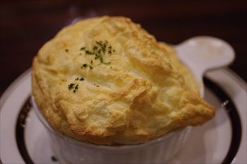 トレッサ横浜にあるカフェ「星乃珈琲」のスフレドリア
