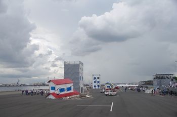 横浜みなとみらいの九都県市合同防災訓練の風景