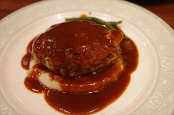 そごう横浜店にある洋食屋「ビストロ石川亭」のハンバーグ