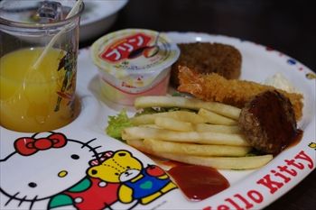 トレッサ横浜にある「築地食堂 源ちゃん」のお子様ランチ