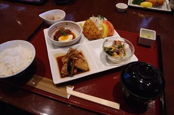 横浜みなとみらいにある豚肉料理のお店「やまと」のランチ