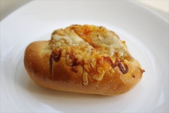 横浜北山田にあるパン屋さん「ブーランジェリー メリエス」のパン